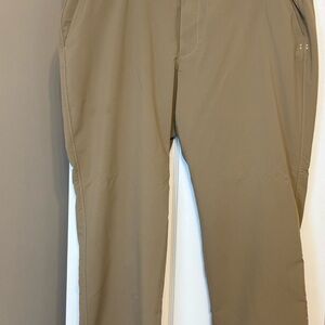 Under Armour Men's Khaki Chinos